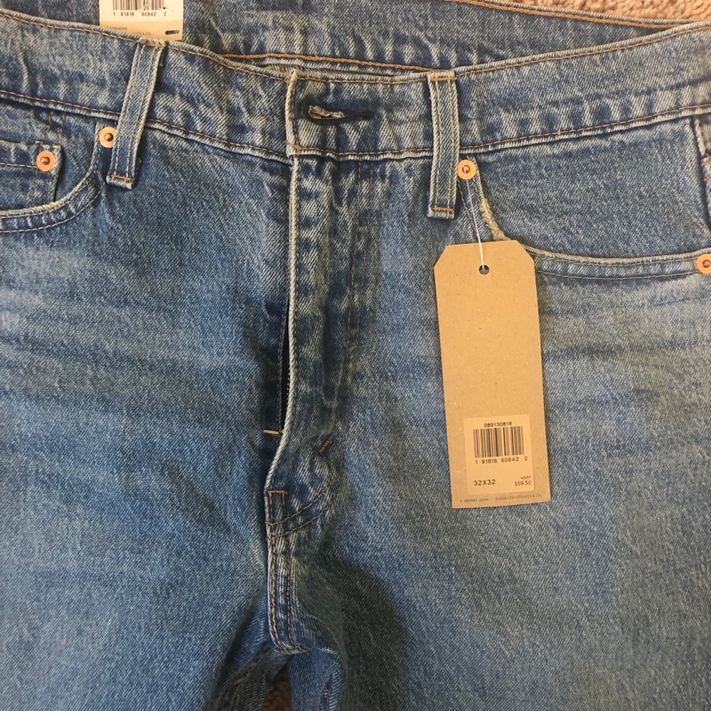 Levi men’s jeans